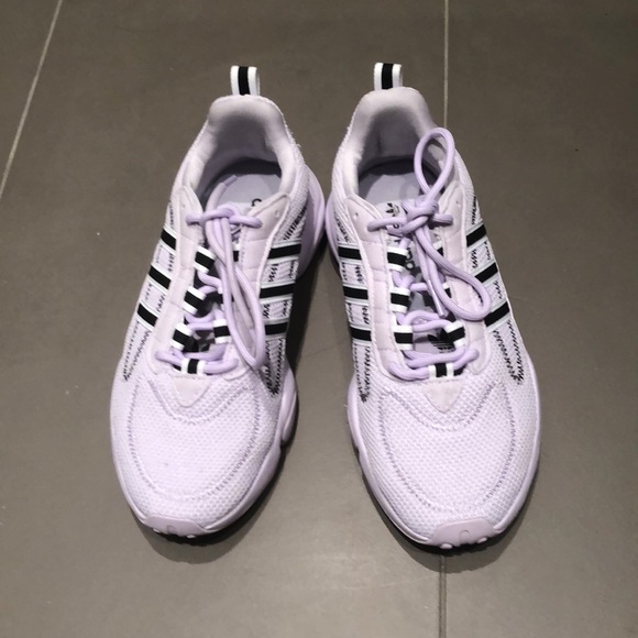 (Never worn) Adidas Haiwee Lilac Sneakers - Picture 2 of 4